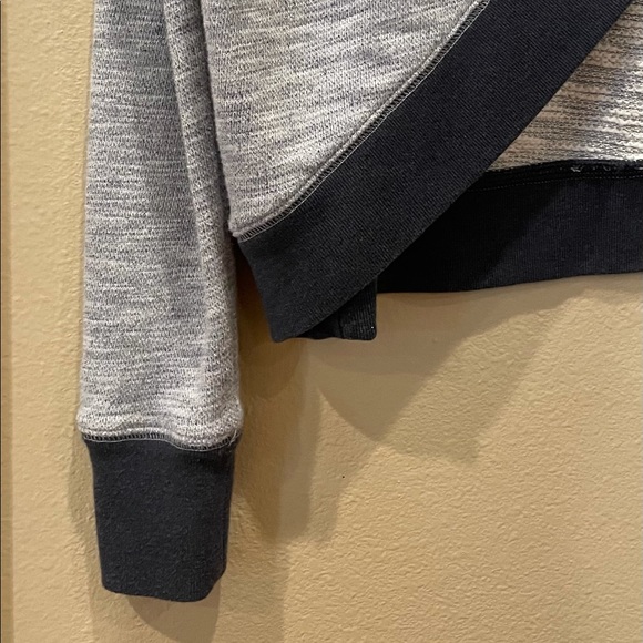 Banana Republic Cross-Over Back Gray Hoodie (XS) - Picture 5 of 6